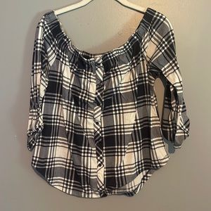 Polly & Esther Navy Blue / white off the shoulder blouse